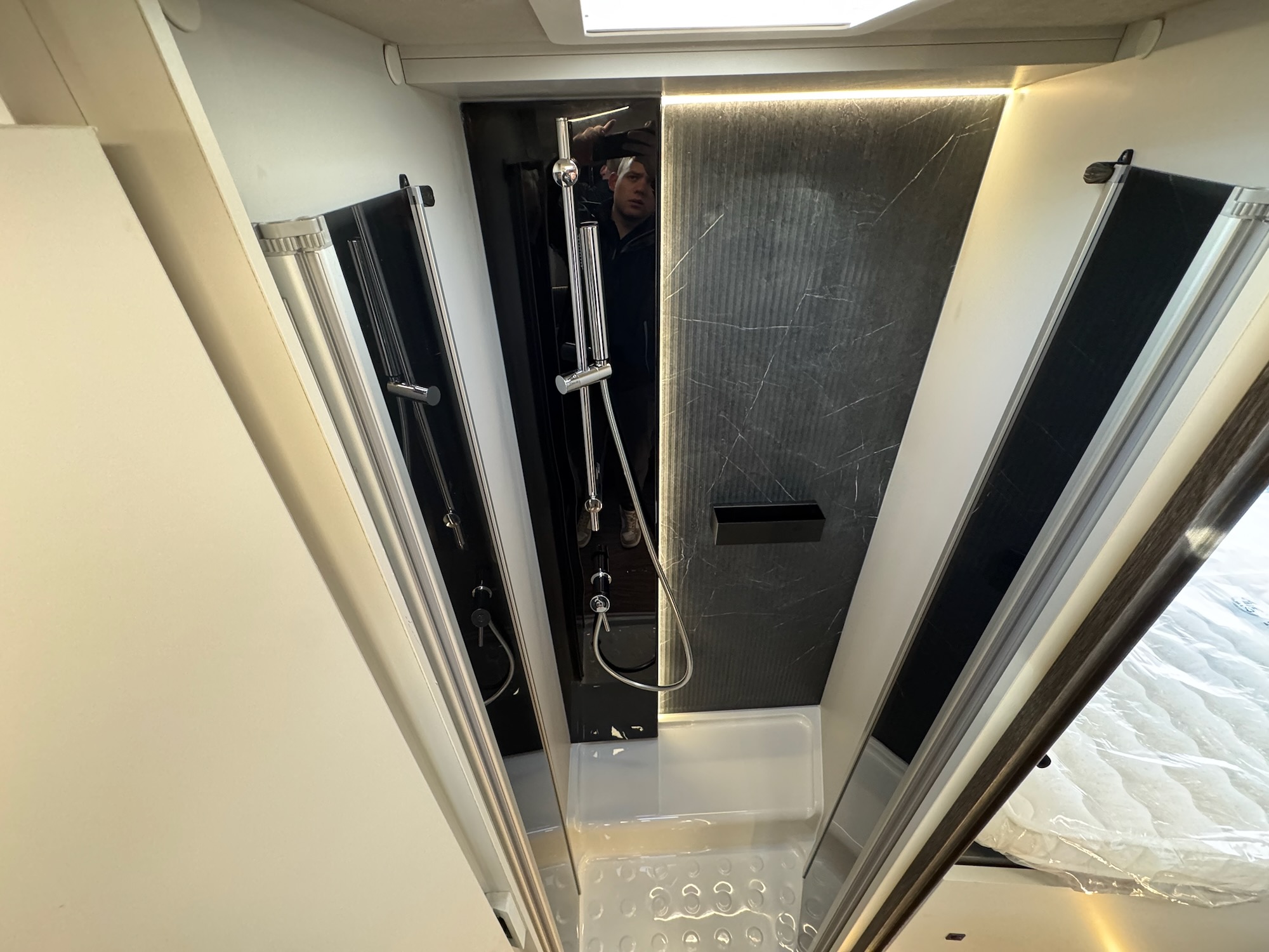 Mobilvetta Kea P 86 Dusche