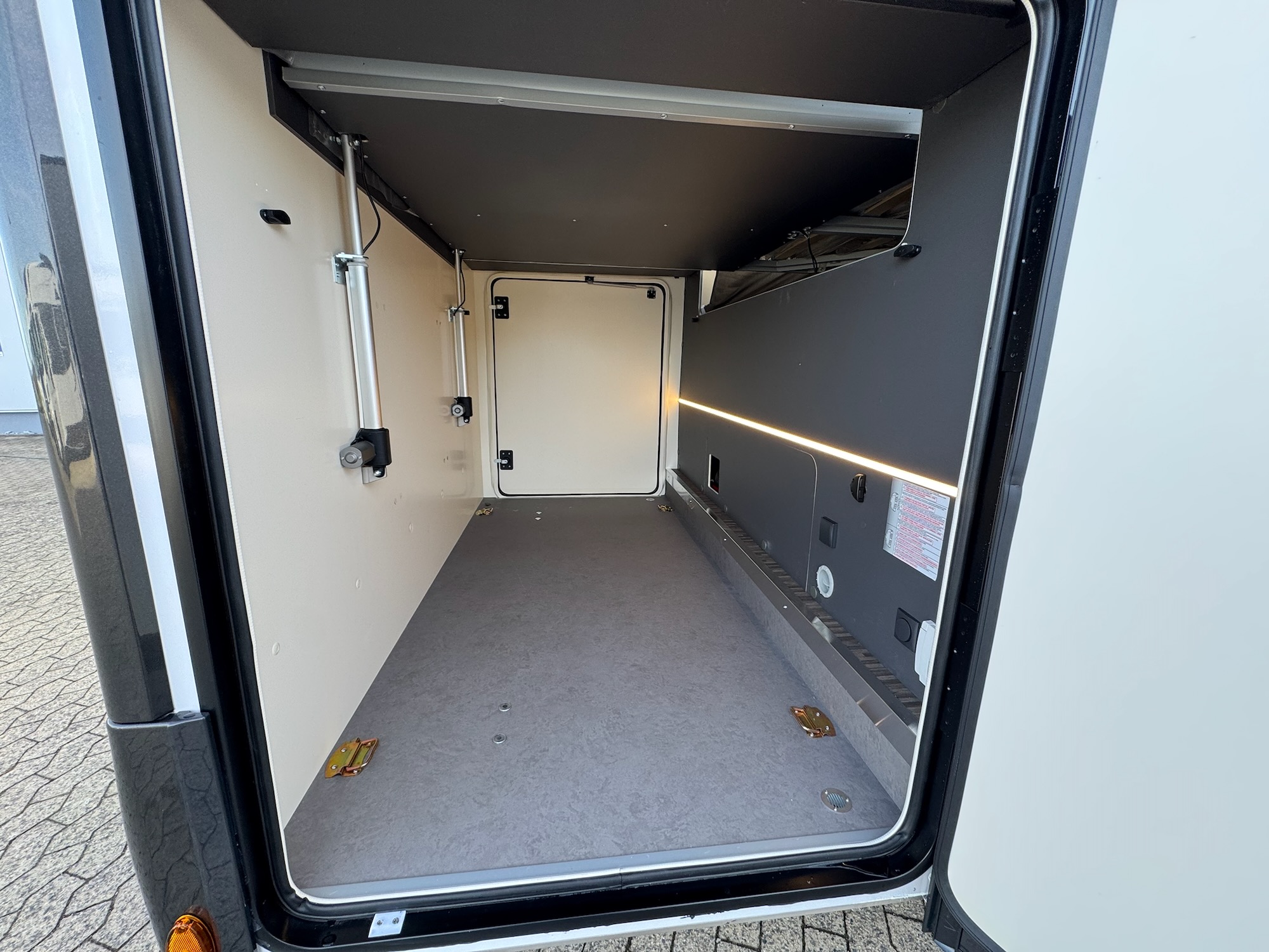 Mobilvetta Kea i 90 Heckgarage