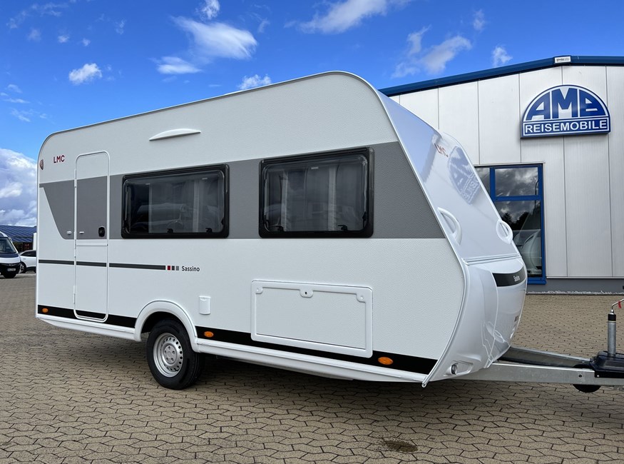 LMC Sassino 430 D Wohnwagen mieten - aussen