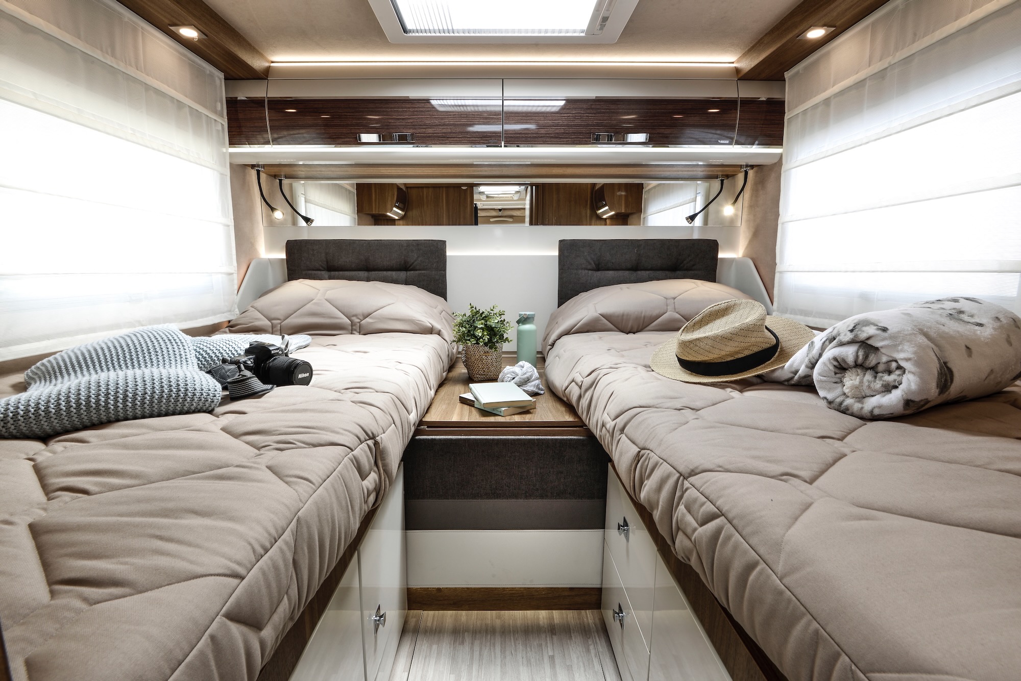 Einzelbetten im Heck der Mobilvetta K-Yacht Tekno Line 86