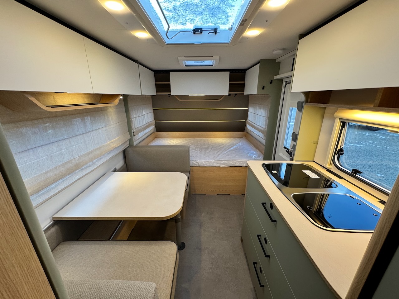 LMC Style 490 K Innenansicht Wohnwagen