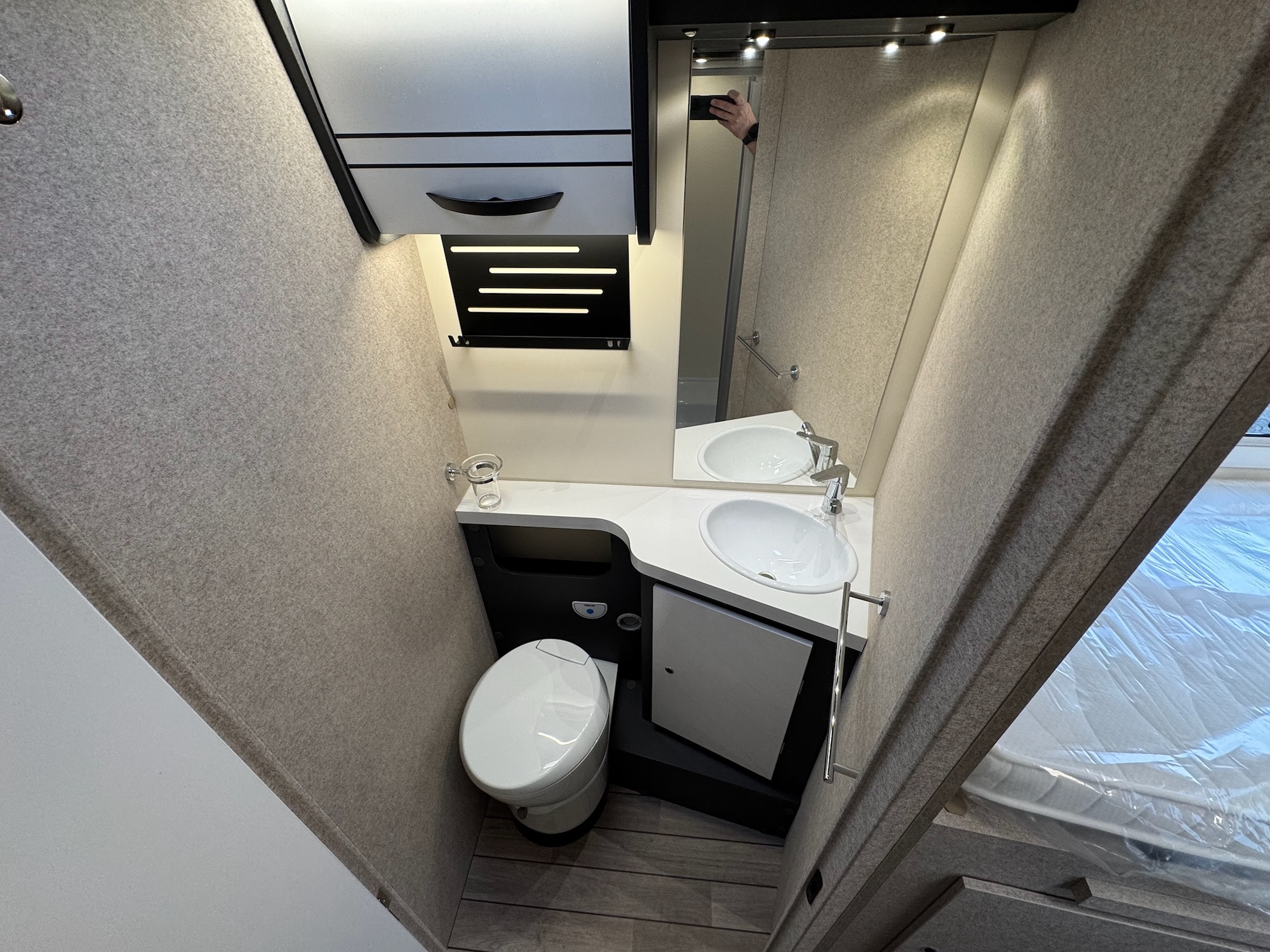 Forster T 745 EB Badezimmer
