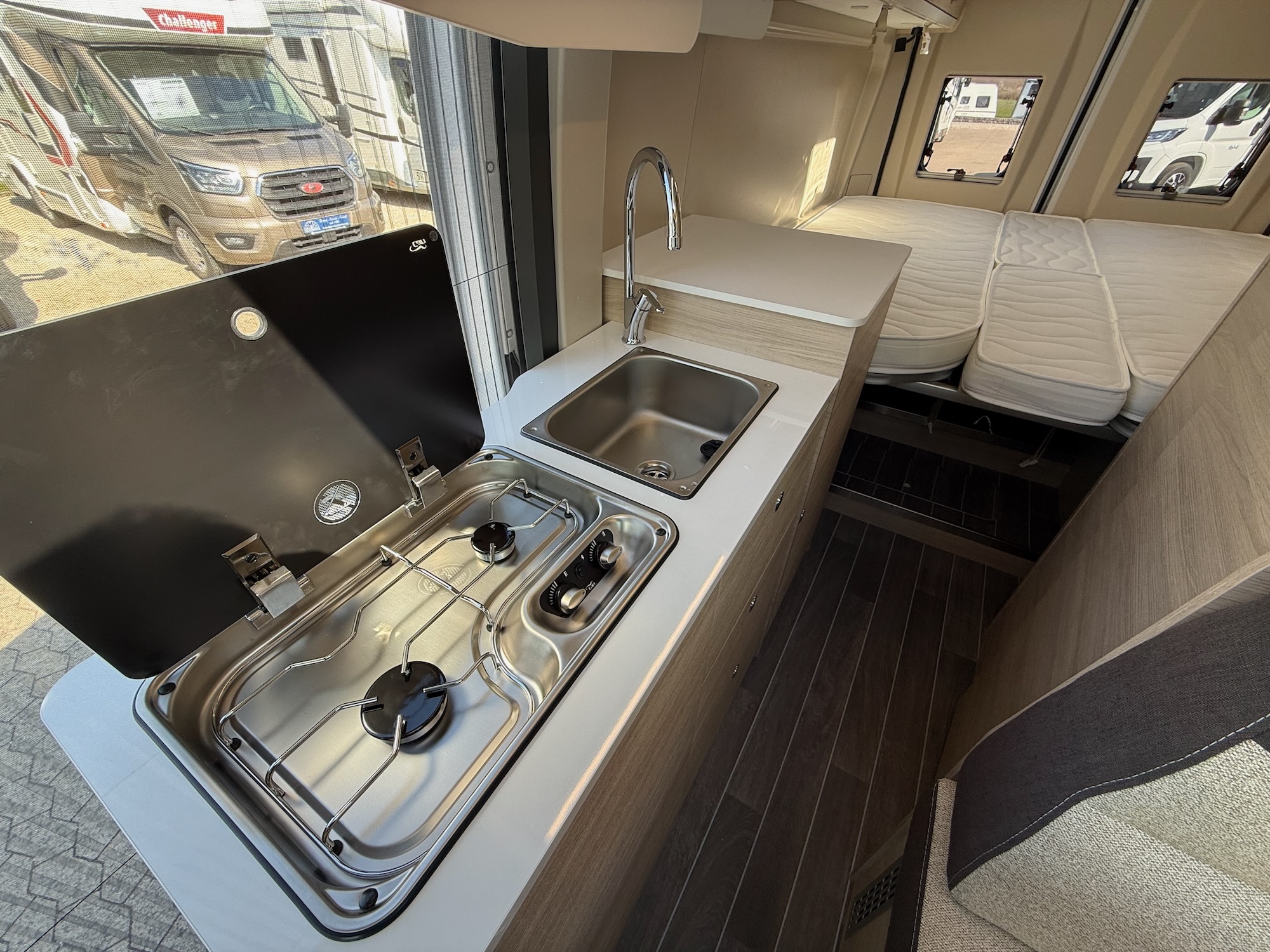 Forster Campervan 636 EB Livin up Kueche