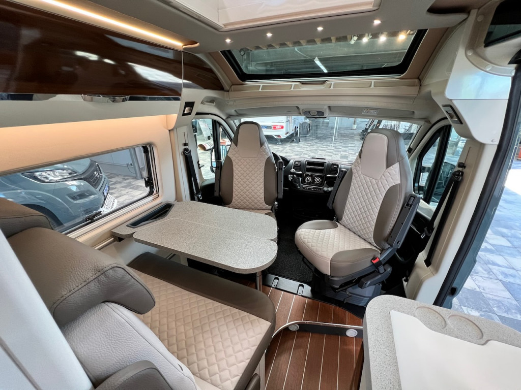 Mobilvetta Admiral 5.1 Halbdinette